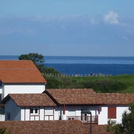 Attique Vue Et Campagne, La A Pied Saint-Jean-de-Luz